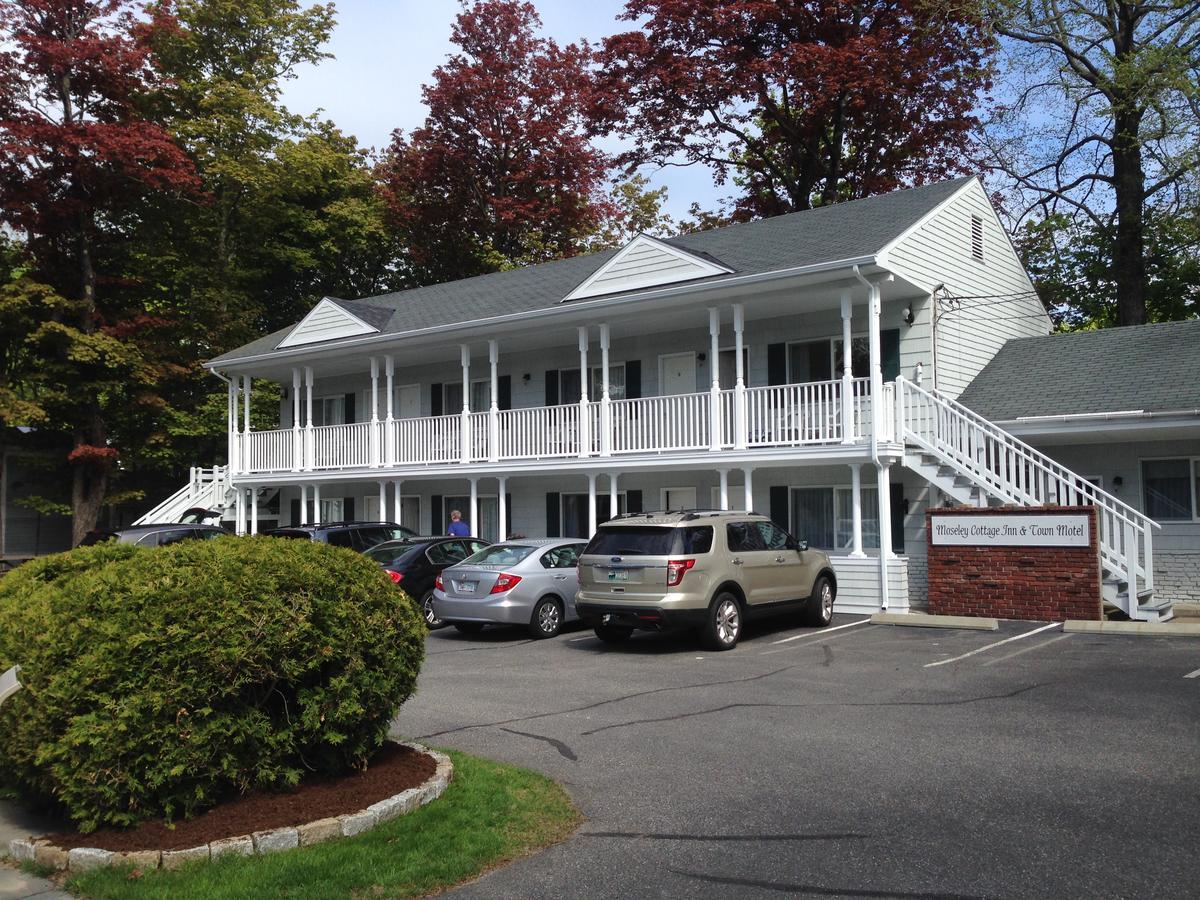 Moseley Cottage Inn And The Town Motel Bar Harbor Exterior photo